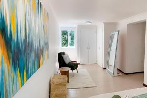 Primavera en casa, Manila Medellín