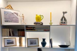 Primavera en casa, Manila Medellín