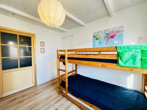 Charmante maisonnette à Fouras, 200m de la plage, idéale pour 4 personnes - FR-1-709-86