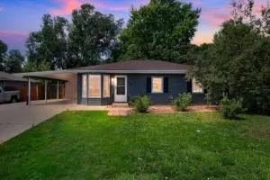 Peaceful Retreat with Hot Tub Kid and Dog Friendly - Niwot