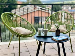 Romantic Penthouse with view over the Umbrian hill
