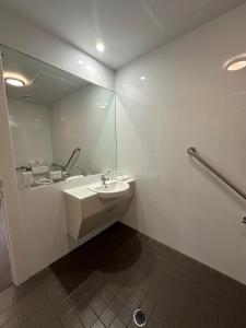 Quest King William South