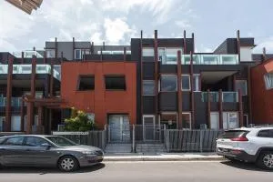 Heart of Windsor Apartments by Ready Set Host - Prahran