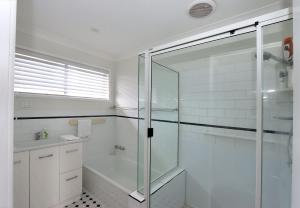 16 Badilla Street Innes Park