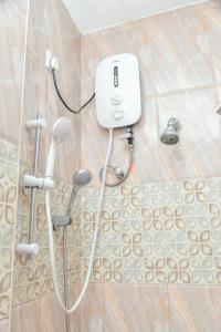 Turtle cove residence