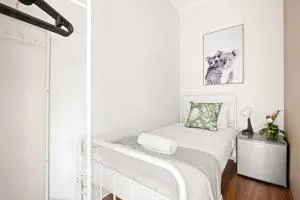 Private Single Room - Mins to Train Station - Shared Bathroom - Guildford