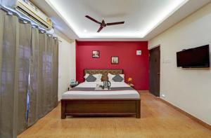Redfox Hotel - Near US Biometric