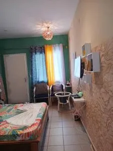 Studio meublé - Pointe-Noire