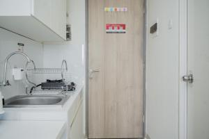 Comfort and Warm Studio Room at Akasa Pure Living BSD Apartment By Travelio