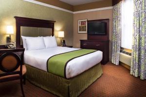 Comfort Inn Times Square hotel,
New York, United States.
The photo picture quality can be
variable. We apologize if the
quality is of an unacceptable
level.