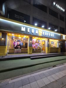 Phòng Gia Đình Với Sân Hiên (Family Room with Terrace)