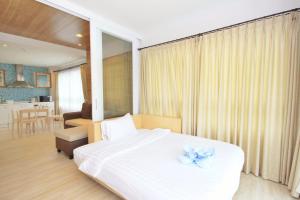 The Sea Condominium A16 @ Dophin Bay, Pranburi