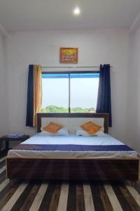 VARANASI PREMIUM HOTEL - K A S H I - N E S T - Near Sarnath Excavated Site - Restaurant and free Wi-Fi - fully Air Conditioned hotel at Prime Location - BEST HOTEL IN VARANASI