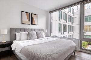 SoMa 2br w roofdeck gym pet area nr I-80 SFO-1452