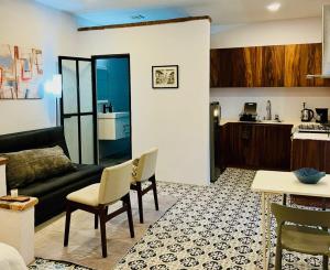 Newly renovated 2 bedroom With Patio Unit B Sleeps 4-6