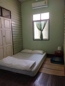 Baan Bua Guest House