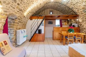 Maisons de vacances Gite La Voute Celeste 2/3 pers aux Bondons : photos des chambres