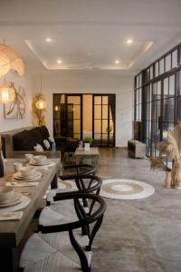 Stylish 2 BR Villa in Canggu - Bright & Airy