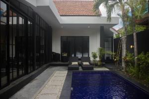 Stylish 2 BR Villa in Canggu - Bright & Airy