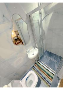 Cozy Ensuite Room 1