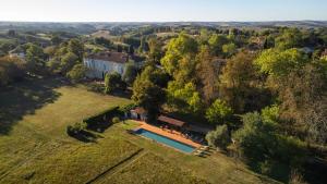 18th Century Chateau with Stunning Pool & Gardens