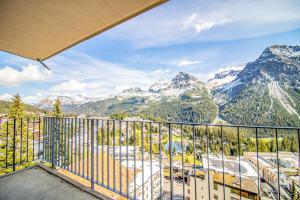 Linda 8 by Arosa Holiday