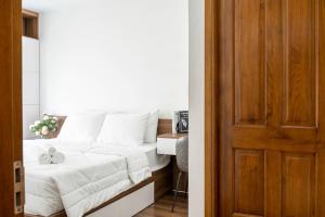 Aurora Saigon Airport Skycenter Apartment