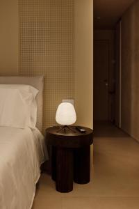 Deluxe Double Room with Side Sea View