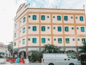 A Hotel Desker, Stay from 10PM to 9AM - 新加坡