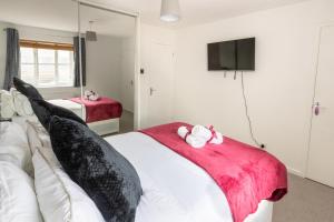 2-Bed Home London - Long Stays