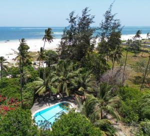 The Koi Casbah, Beachfront Villa on Galu Beach, Diani