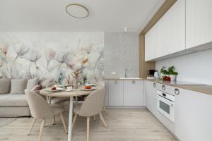 WHITEBLUE II Seaside Apartamenty ul Konopnickiej Kołobrzeg SAUNA & FITNESS & BAWIALNIA DLA DZIECI & ROWEROWNIA - w cenie pobytu