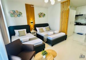 Best Holiday Homes with Balcony, Free POOL, Parking & Gym - B2 5Diamond