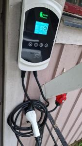 Stuga Björn - Quiet cabin at lake Edesjön