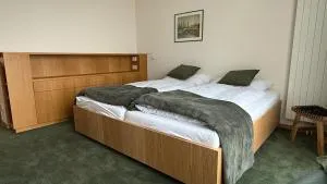 Gästehaus WOHNPARK St. Chrischona - 伊兹林根