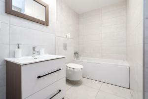 Kondo 9 - Stylish Studio in Roka Residence