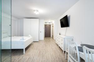 Kondo 9 - Stylish Studio in Roka Residence