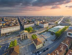 Duomo-Navigli - Two Bedrooms & Terrace with Wi-Fi