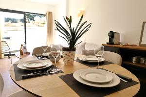 Appartements magnifique T3 plus cabine, les pieds dans l-eau : photos des chambres