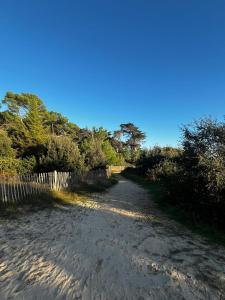 Maisons de vacances 450m de la plage, grande maison pour 10 : Maison de Vacances