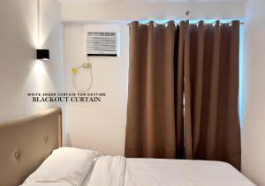 1BR Queen Bed, 14min Near Davao City Airport, SM Lanang Davao, With Pool, Transient House in Davao City, WFH Pet Friendly