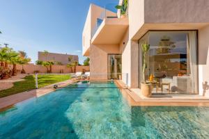 Luxury 5-Star Villa - Games & Activities - 15 min to Center