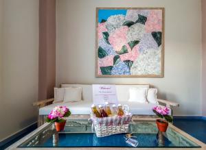 Ortansia, Affordable Flat in Urban Core of Chania