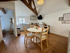 Appartements Appartement centre ville climatise vue Chateau : photos des chambres