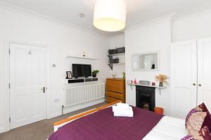 Modern Southville Apartment 5 Min Walk to Centre