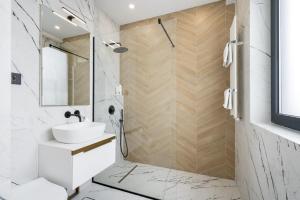 Eden - Elegant Retreat in Rosetti Luxury