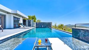 2 Bedroom Luxury villa in Uzumlu