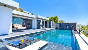 2 Bedroom Luxury villa in Uzumlu