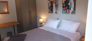 Κομψό διαμέρισμα κοντά σε όμορφη παραλία