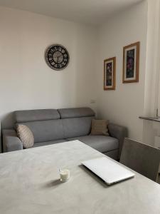 Rosso MXP e Lago Maggiore aeroporto a 7 min